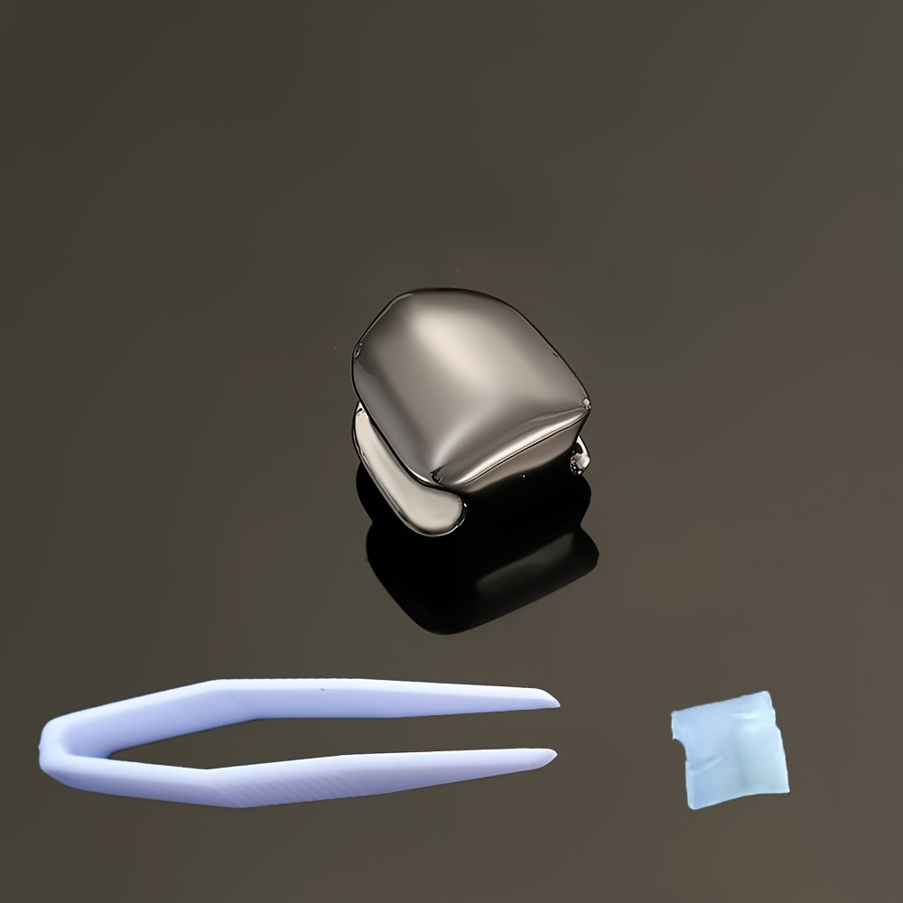 A Single Golden Tooth Grill for Hip-Hop, Exaggerated Style for Both Men And Women, Featuring Side Dental Decorations - Image 9